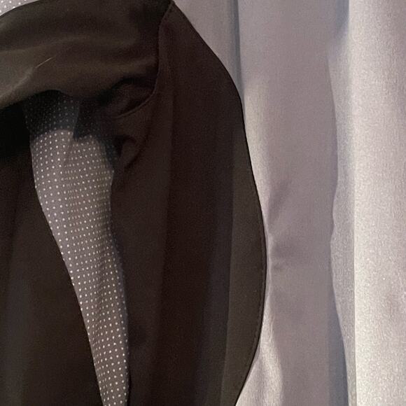 IllumiNITE Running Jacket Men's M Gray Black Reflective Activewear Running - Picture 5 of 9